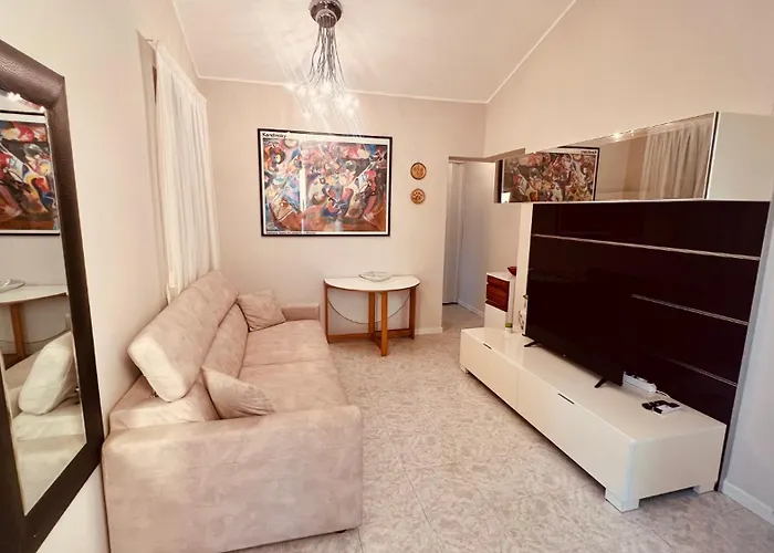 Semesterbostad Angiolina *