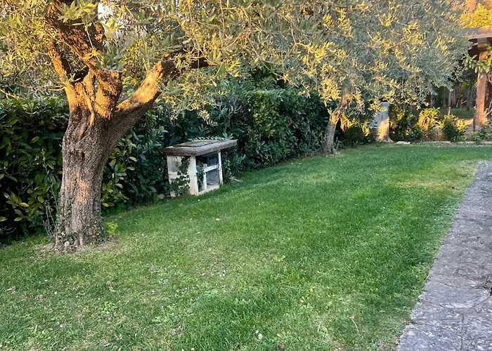 Дом отдыха Angiolina Бардолино